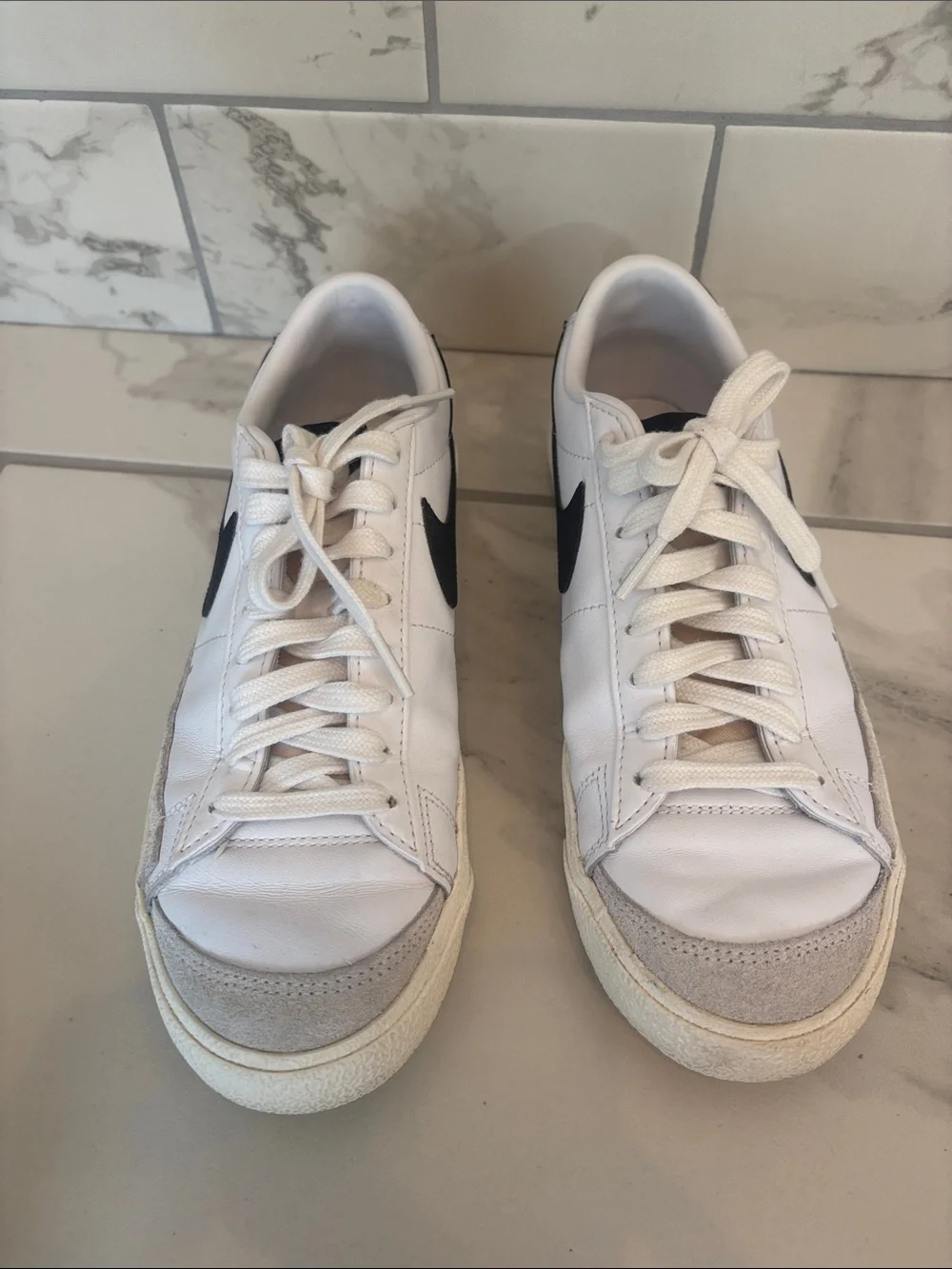 Nike low top